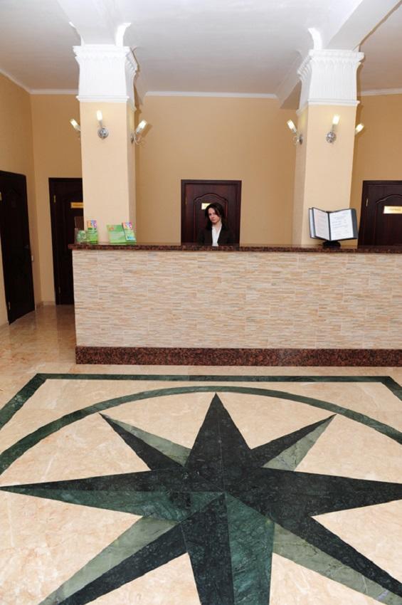 Lazurniy Bereg Hotel Gagra Bagian luar foto