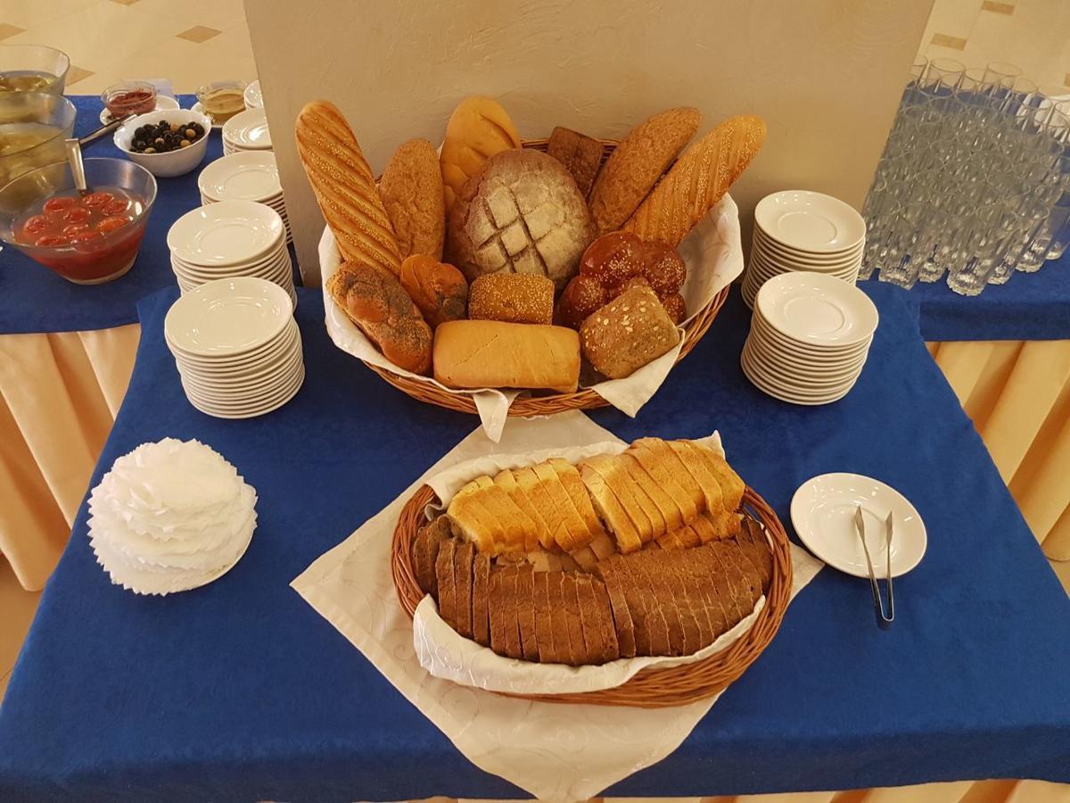Lazurniy Bereg Hotel Gagra Bagian luar foto